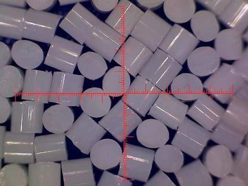 Forma cilíndrica de sopro dos grânulo do PC dos meios plásticos de Rockwell da dureza 70