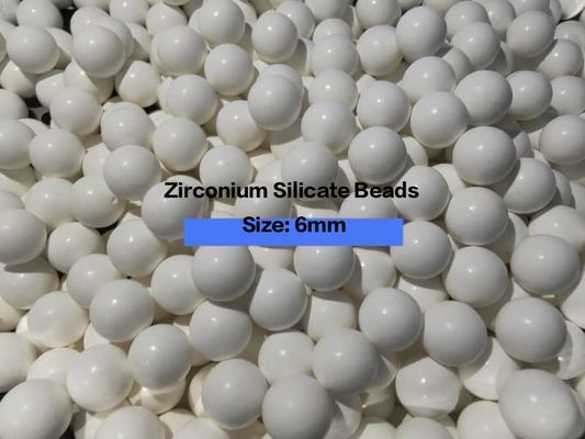 Meio de fresagem de zircônio 94,8% ZrO2 5,2% Y2O3 Carga de esmagamento > 1500N 3 W/mK Conductividade térmica